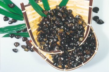 Coquillages shijimi, que l’on consomme très souvent sous forme de soupe ou de bouillon.