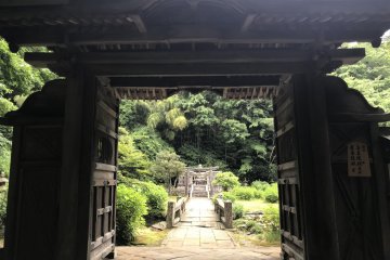 Views at Gesshoji Temple