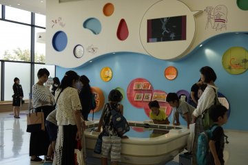 Anak-anak sangat menggemari area ini karena ada beragam aktivitas dan permainan seru