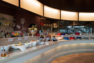 The kitchen puts on an amazing breakfast buffet with waffles, real fruit juice, local produce, and so much more.