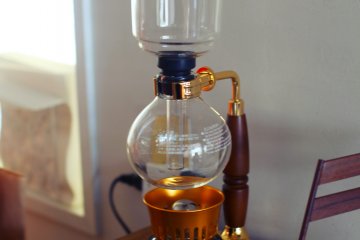 Vintage style coffee maker!