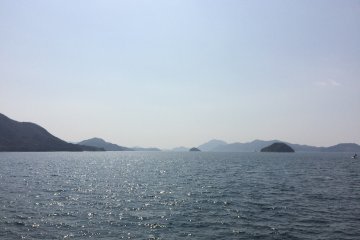 La route en ferry vers l'île aux lapins