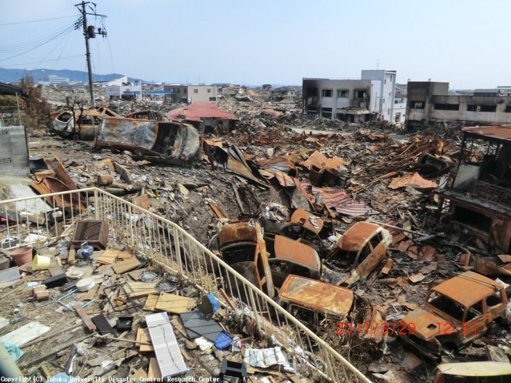 A landscape of waste and rust 