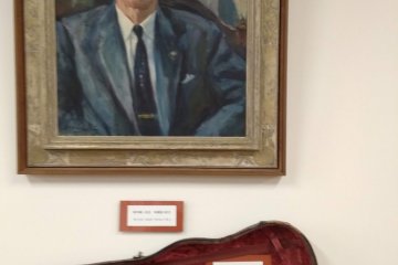 Portrait and violin 