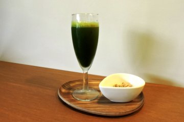 Nitro matcha in a champagne glass