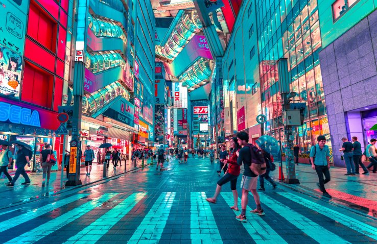 Stay connected in hi-tech Japan