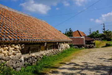 <p>On peut trouver plusieurs magnifiques anciens fours &agrave; poterie &agrave; travers le village</p>