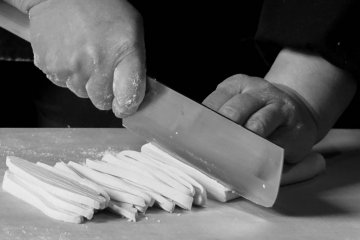 Details of udon-making at Kobayashike Jyutaku