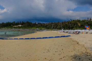 Kariyushi Beach