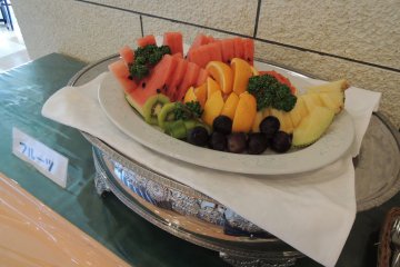 Fresh fruits everyday
