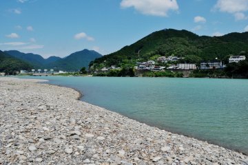 The route ends in Shingu City where visitors are taken on a quick trip to Hayatama Grand Shrine