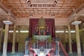 Inside Butsuden Hall