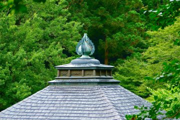 Top decoration of the roof of Butsuden Hall
