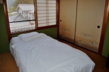 Single room equipped with air conditioning
