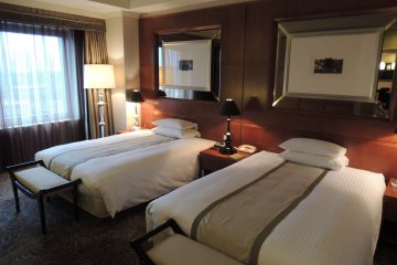 Presidential Suite dining room