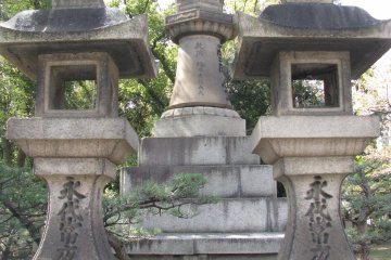 Lanterns at the entrance of Sumiyoshi Taisha, Osaka