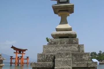 Some lantern are as big as architecture