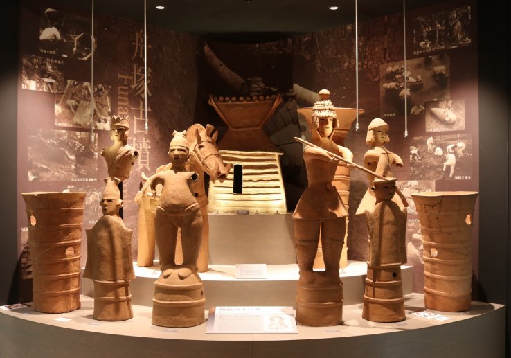 Haniwa terracotta figures