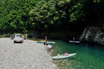 After four hours of paddling, the kids were still not tired.
