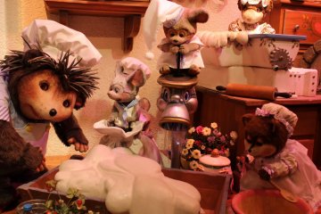 There are lots of new friends to make at Sanrio Puroland. These rodents are working at the bread shop inside the park.