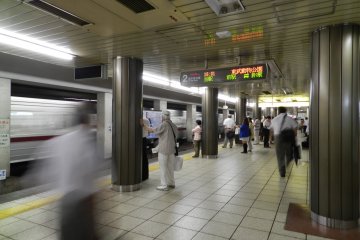 คายะบาโช โตเกียว เมโทร