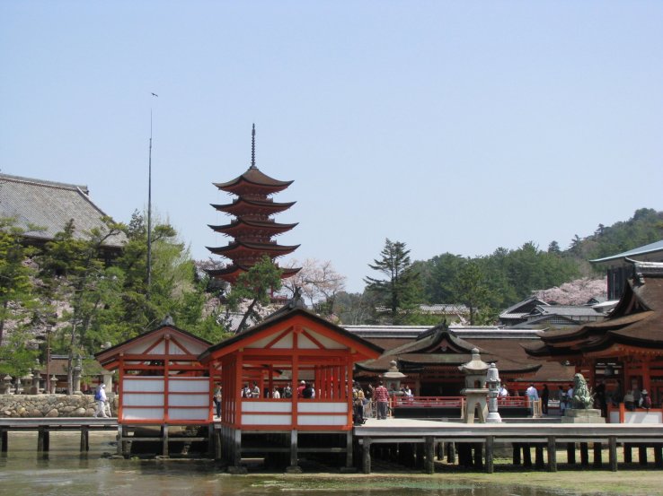 Despite rebuilds, Itsukushima Shrine now retains its original form