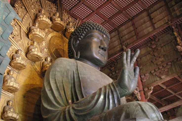 The bronze Buddha statue