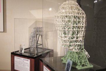 A model of the statue's structure 