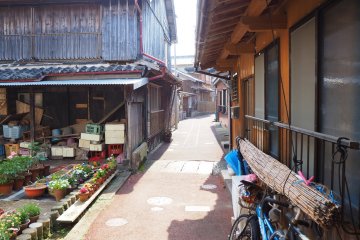 My thirst for 'narrow Japanese streets' was finally quenched.