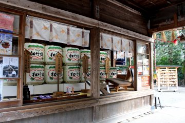 Barrels of sake as offerings