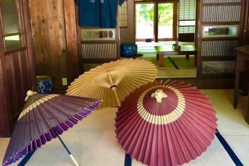 Oil-paper umbrellas belonging to the "Kawano Shoten" wholesale store dating back almost 100 years