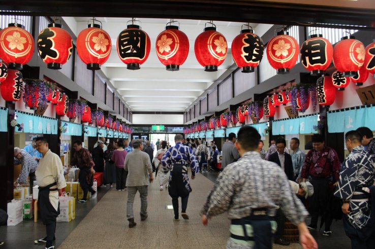 Stalls surrounding the sumo arena