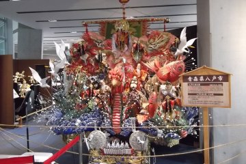 <p>A float decoration used in one of the city's festivals</p>