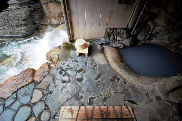 Tsuboyu Onsen (World Heritage Site) 