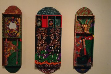 This fabulous piece is titled Cabinet Series: Ninja Turtles Visit Malaysia. Artist Ahmad Shukri Mohamed used this work to show how western urban culture penetrated traditional Malaysian culture, thus creating a new hybrid culture.