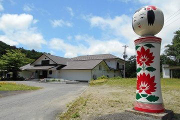 Giant kokeshi outside the Japan Kokeshi Museum