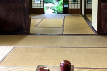A game of go in the “hiroma”, the big living space