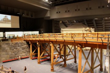 A life-sized Edo bridge