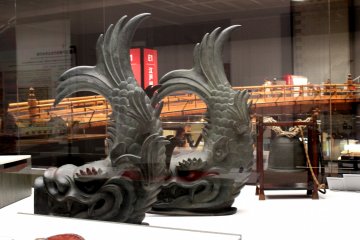 Roof decorations