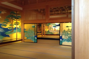 Inside the Hon-Maru Goten Great Hall accessed from the keep's courtyard.