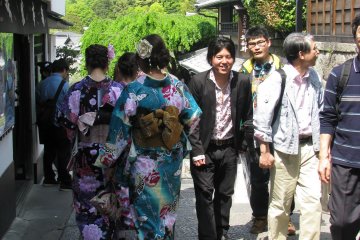 Girls in bright colorful yukata make Kyoto more beautiful!