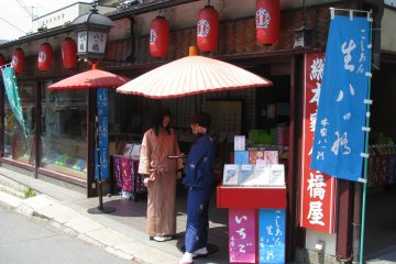 Some more girls in yukata
