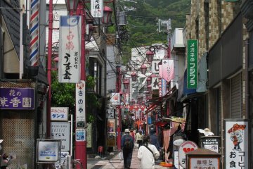 The shopping street of Ito is charming
