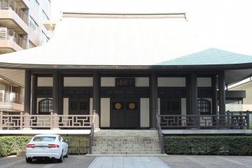 Tenryuji Temple in Shinjuku