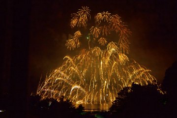 The finale was a burst of right decorations from the sea to the sky