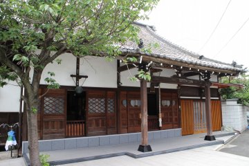 Visit the historical sites of Shinagawa