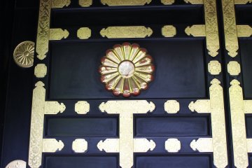 A kiku image in Zuihoden, Sendai