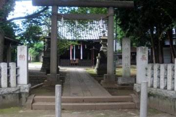 Torii gate entrance to Nakamura Hachiman Shrine