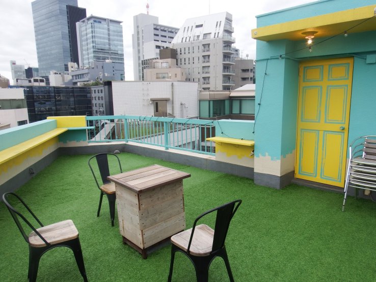 The outdoor rooftop BBQ area is lovely.