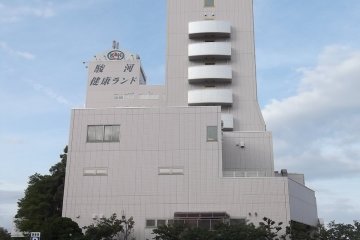 It's easy to see the hotel from the road